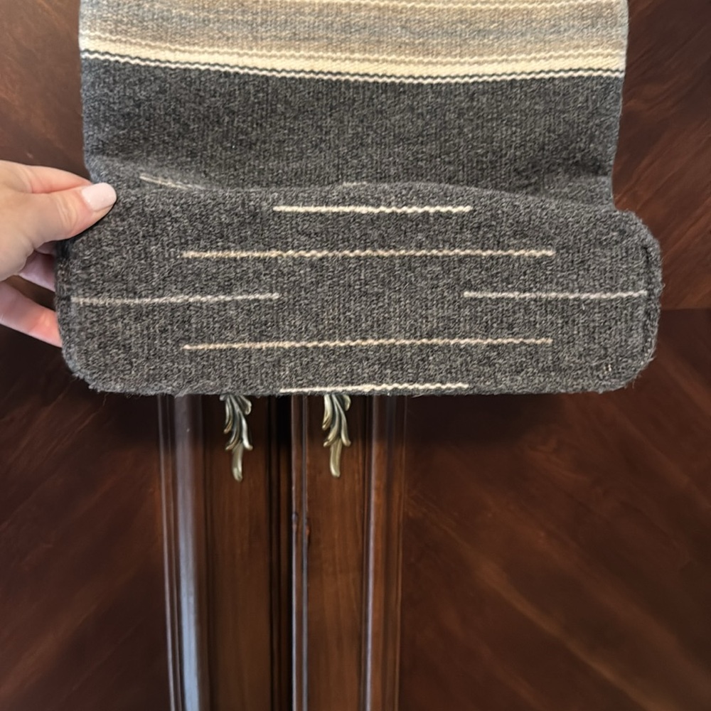 Ortega’s 💯 handwoven wool bag - Picture 2 of 4